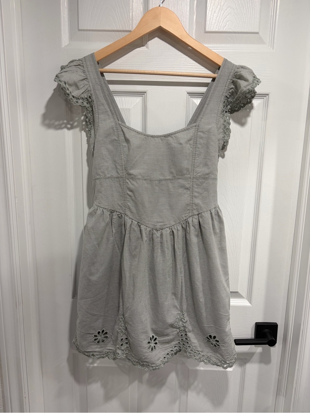 American Eagle Women’s V-Waist Corset Mini Dress Light Green Eyelet-Sleeve